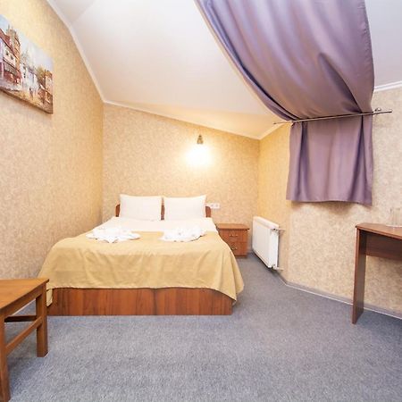 Три Сімки Hotel Vyshhorod Luaran gambar