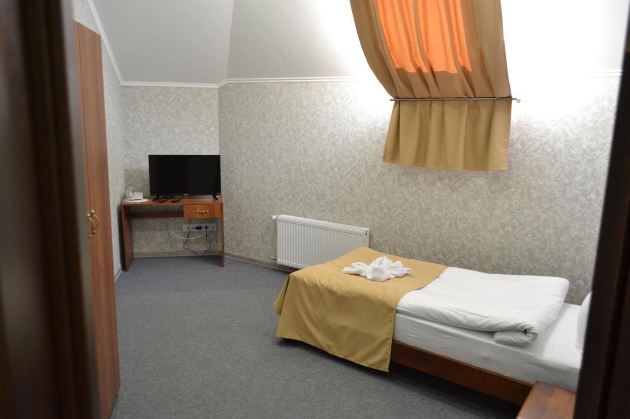 Три Сімки Hotel Vyshhorod Luaran gambar