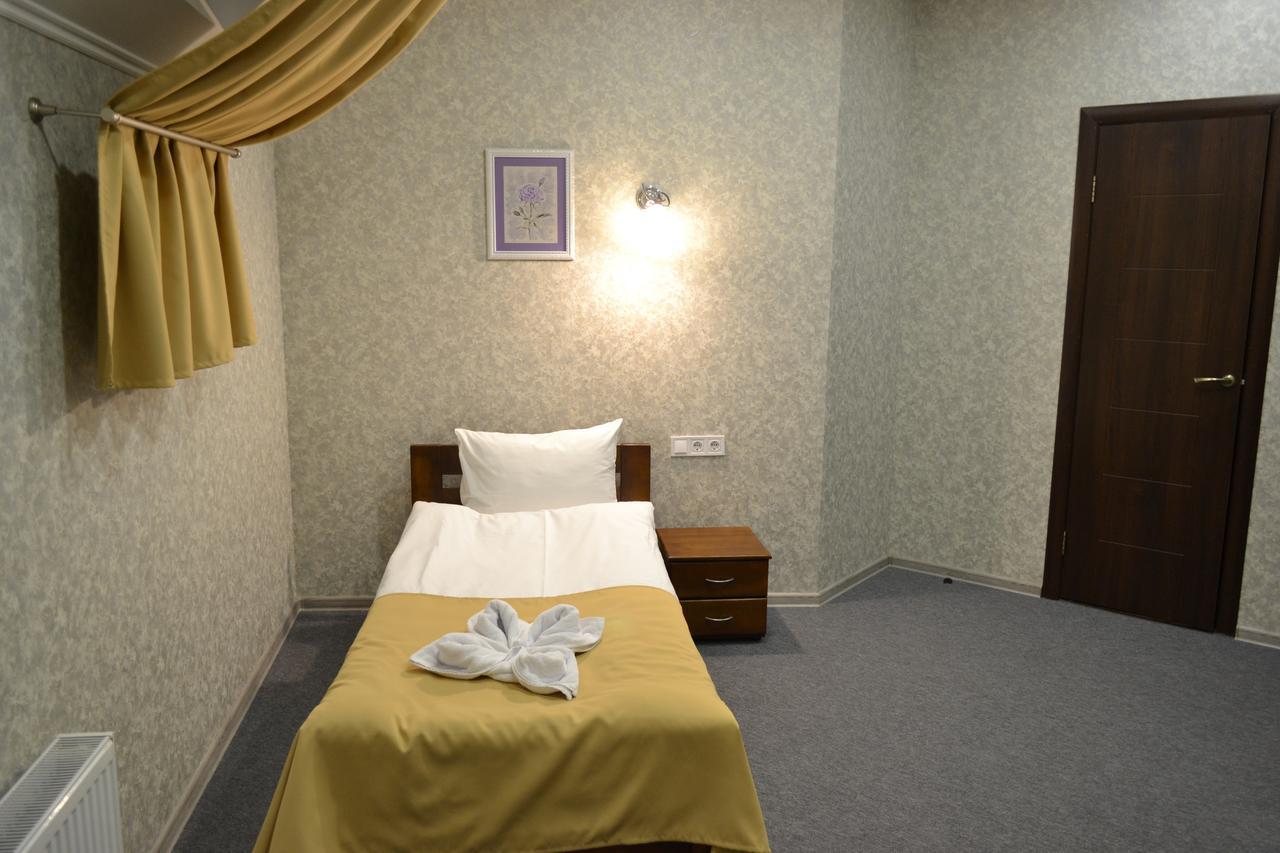 Три Сімки Hotel Vyshhorod Luaran gambar