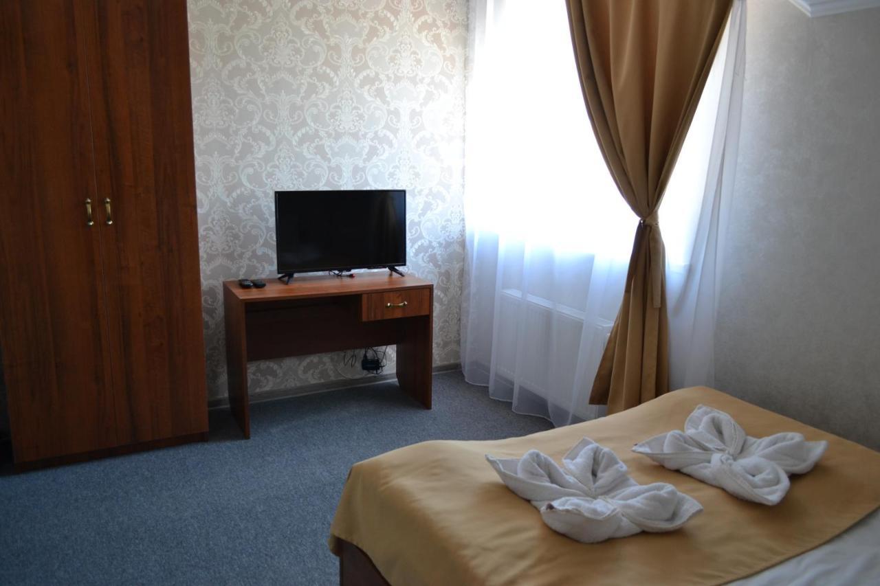 Три Сімки Hotel Vyshhorod Luaran gambar